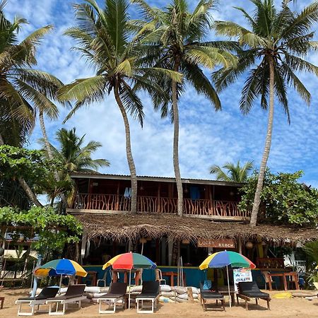Lucky Sea Beach Hotel Tangalle Esterno foto