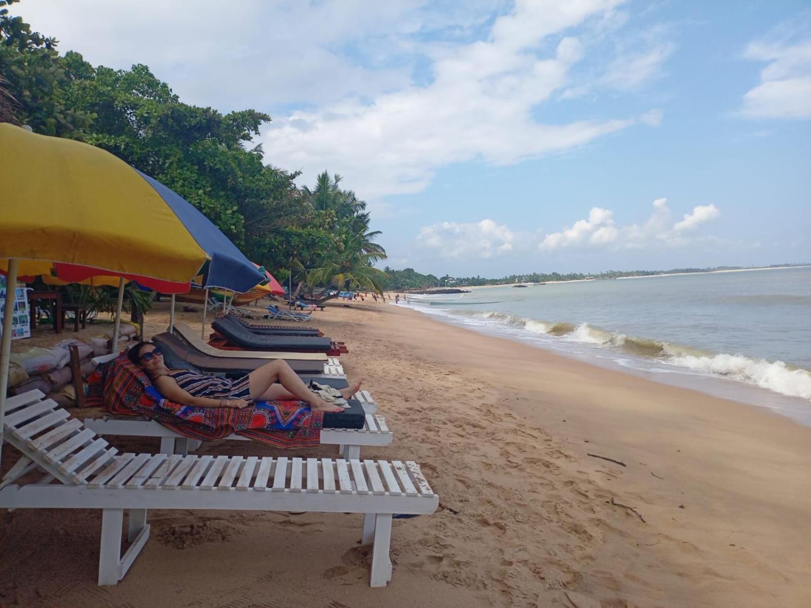 Lucky Sea Beach Hotel Tangalle Esterno foto