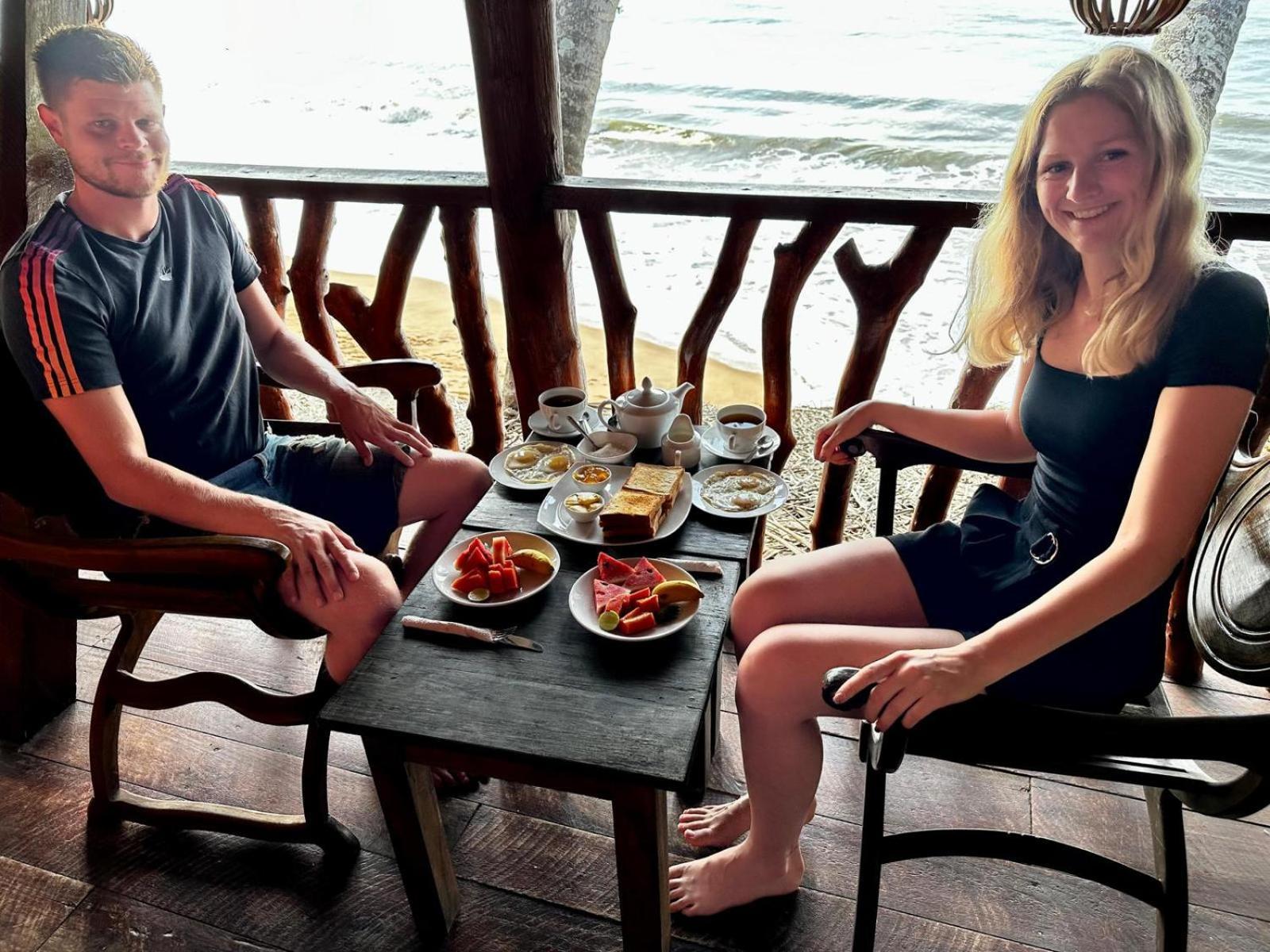 Lucky Sea Beach Hotel Tangalle Esterno foto